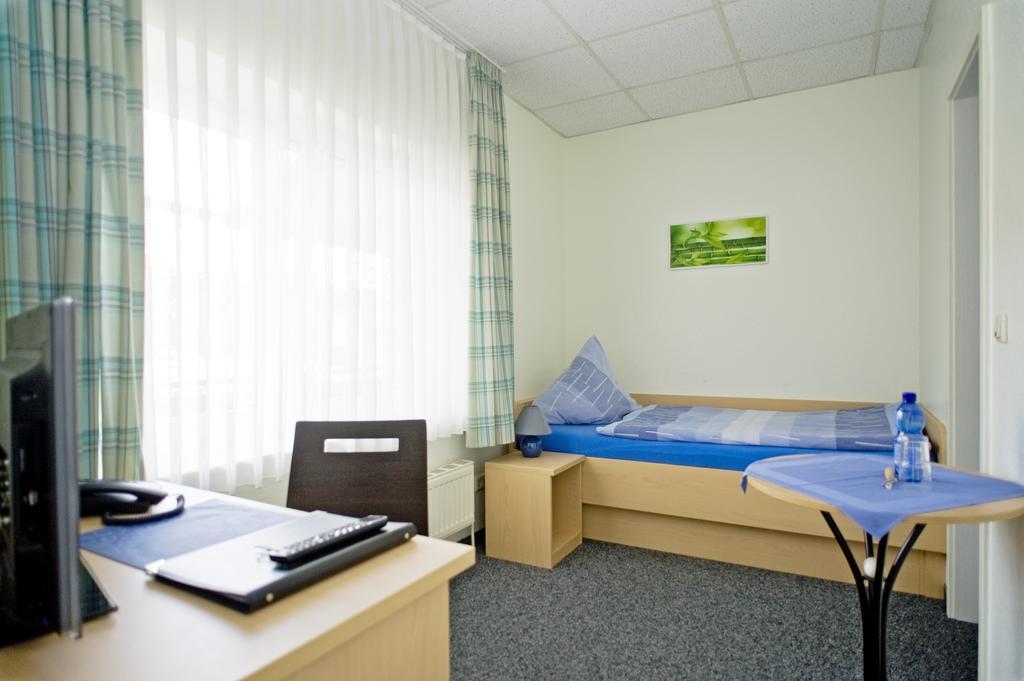 Koehler'S Hof Otel Sehnde Oda fotoğraf